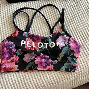 Peloton Strappy Back size Small